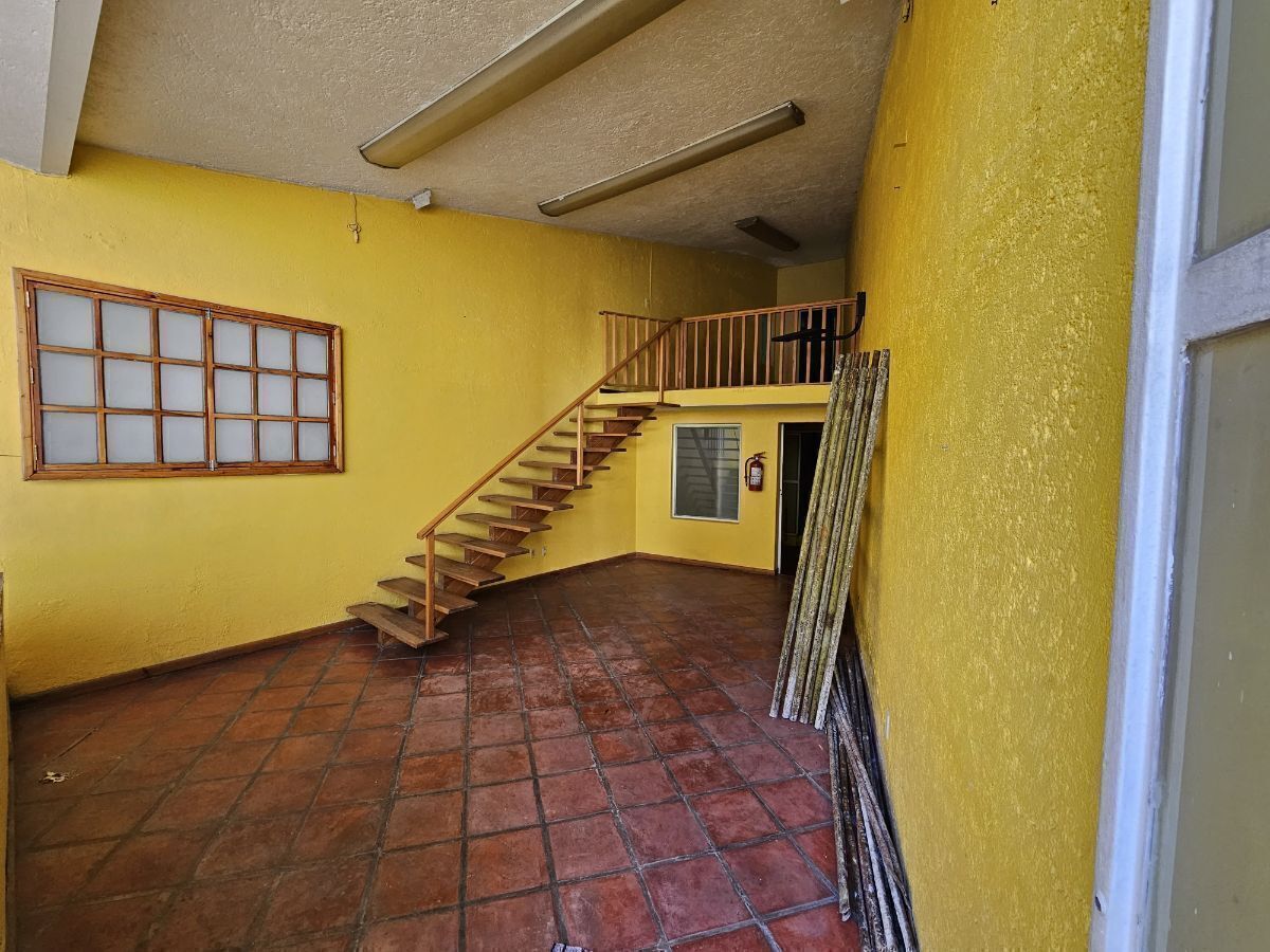 9, General Salvador Alvarado, Escandón I Sección, 11800 con 4 Recámaras, 7 Baños, 500 Metros Cuadrados y 5 Puestos de Estacionamiento 9, General Salvador Alvarado, Escandón I Sección, 11800 con 4 Recámaras, 7 Baños, 500 Metros Cuadrados y 5 Puestos de Estacionamiento